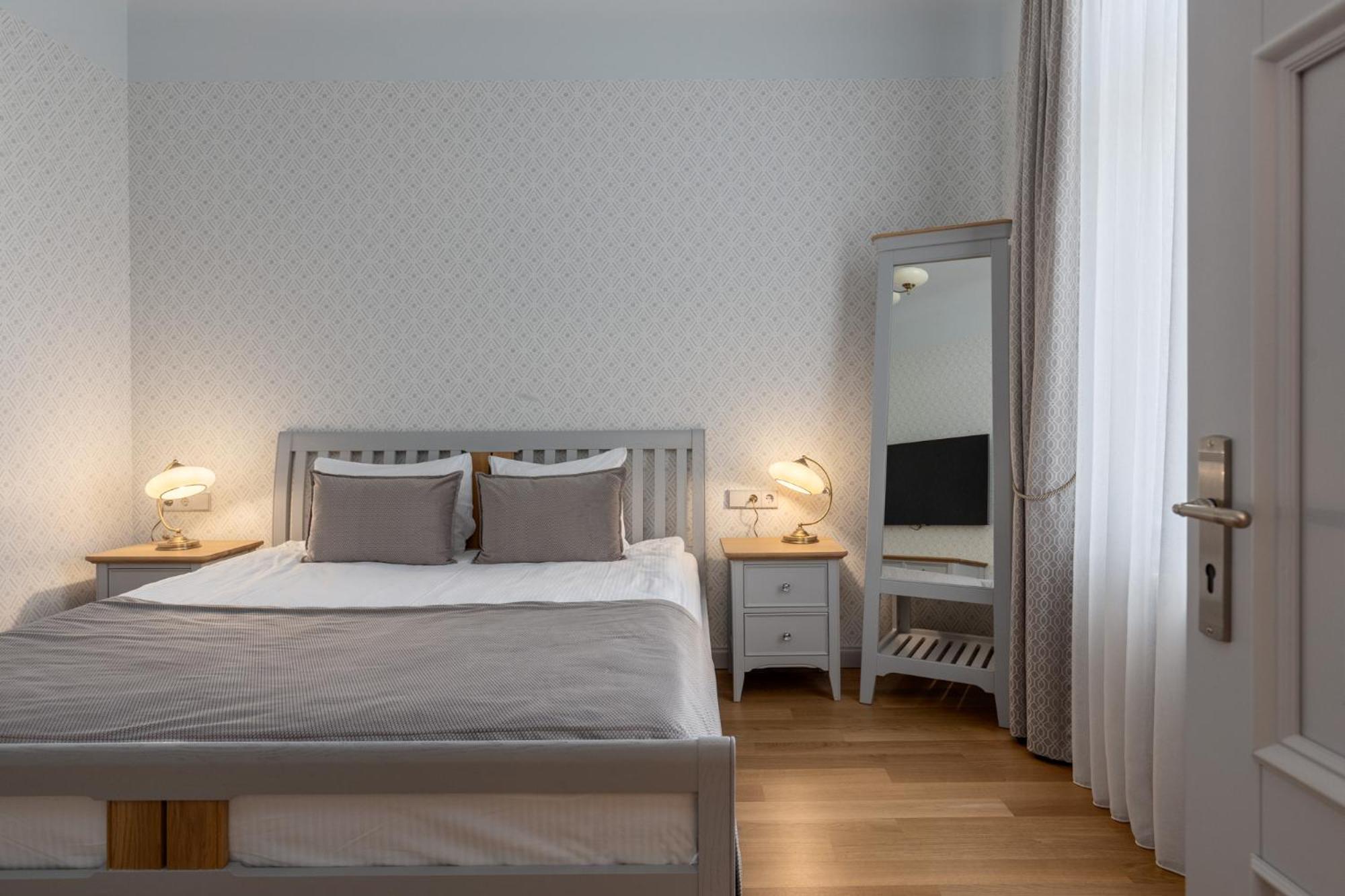 Roze Kurmajas Residence Liepaja Bagian luar foto